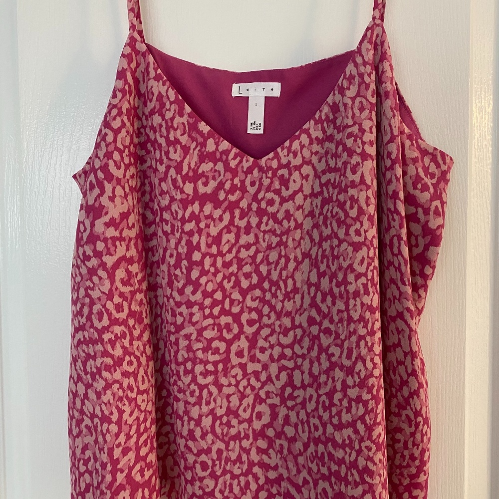 Leith pink leopard print top